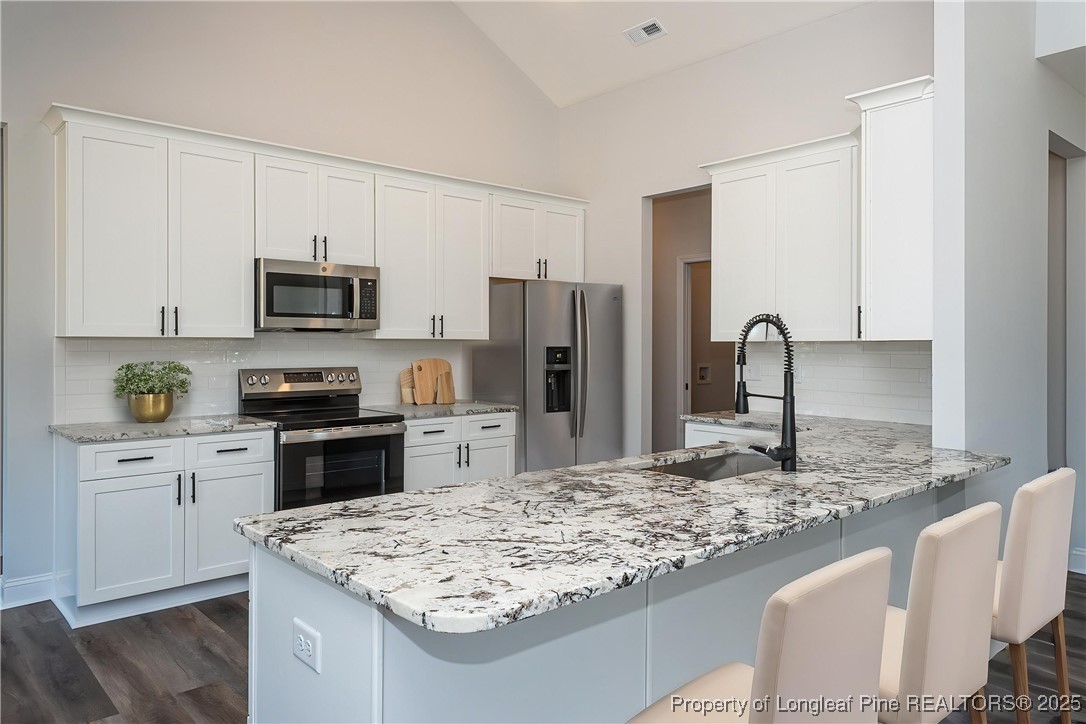 5814 James Allen Lane