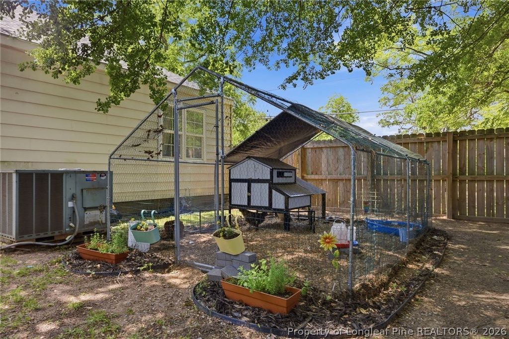 Photo of 202 N Jackson Street, Raeford, NC 28376 (MLS # 763342)