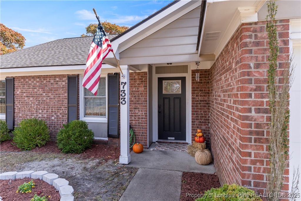 Photo of 733 Rim Road, Fayetteville, NC 28314 (MLS # 754011)