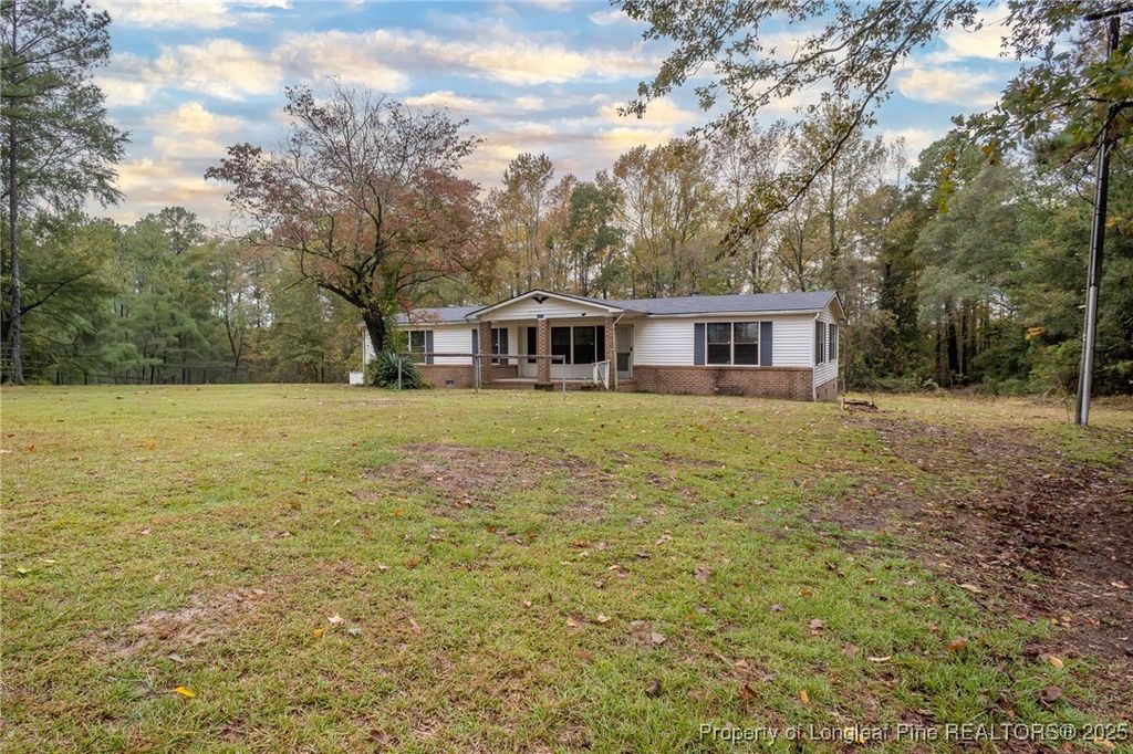 Photo of 3442 McKinnon Road, Fayetteville, NC 28304 (MLS # 752779)