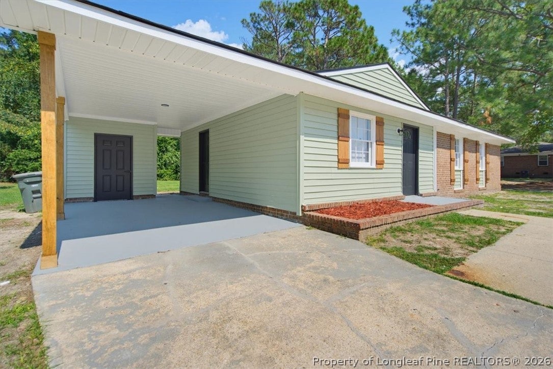 6612 Amanda Circle