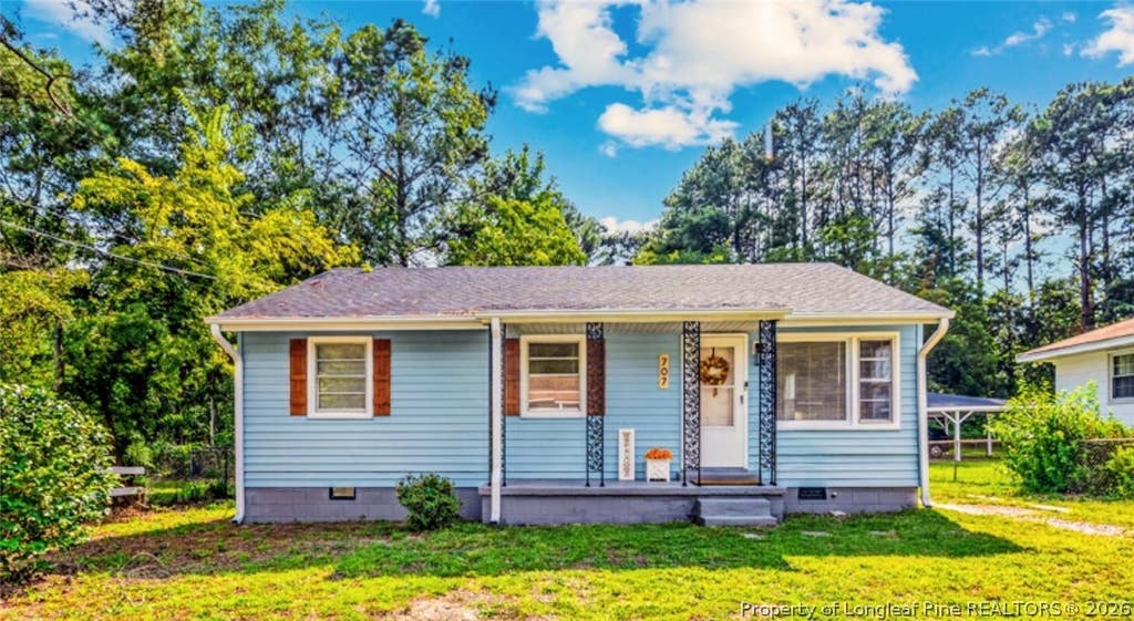 Photo of 707 Commerce Street, Fayetteville, NC 28305 (MLS # 768112)