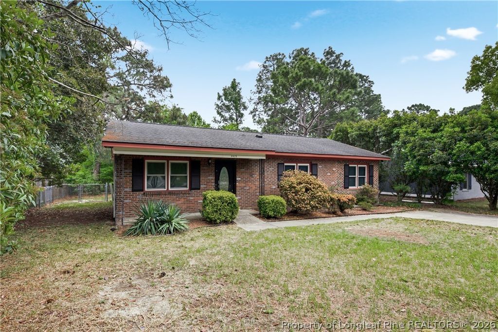 Photo of 3625 Metric Drive, Hope Mills, NC 28348 (MLS # 761111)