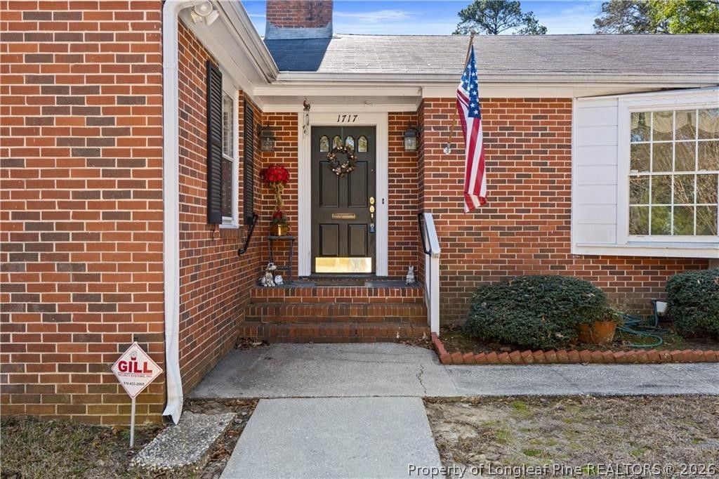 Photo of 1717 Raeford Road, Fayetteville, NC 28305 (MLS # 761133)