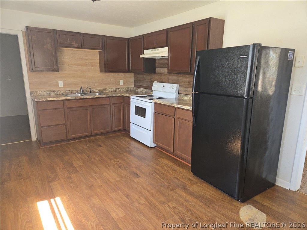 Photo of 1101 FONTANA Street, Fayetteville, NC 28301 (MLS # 761372)