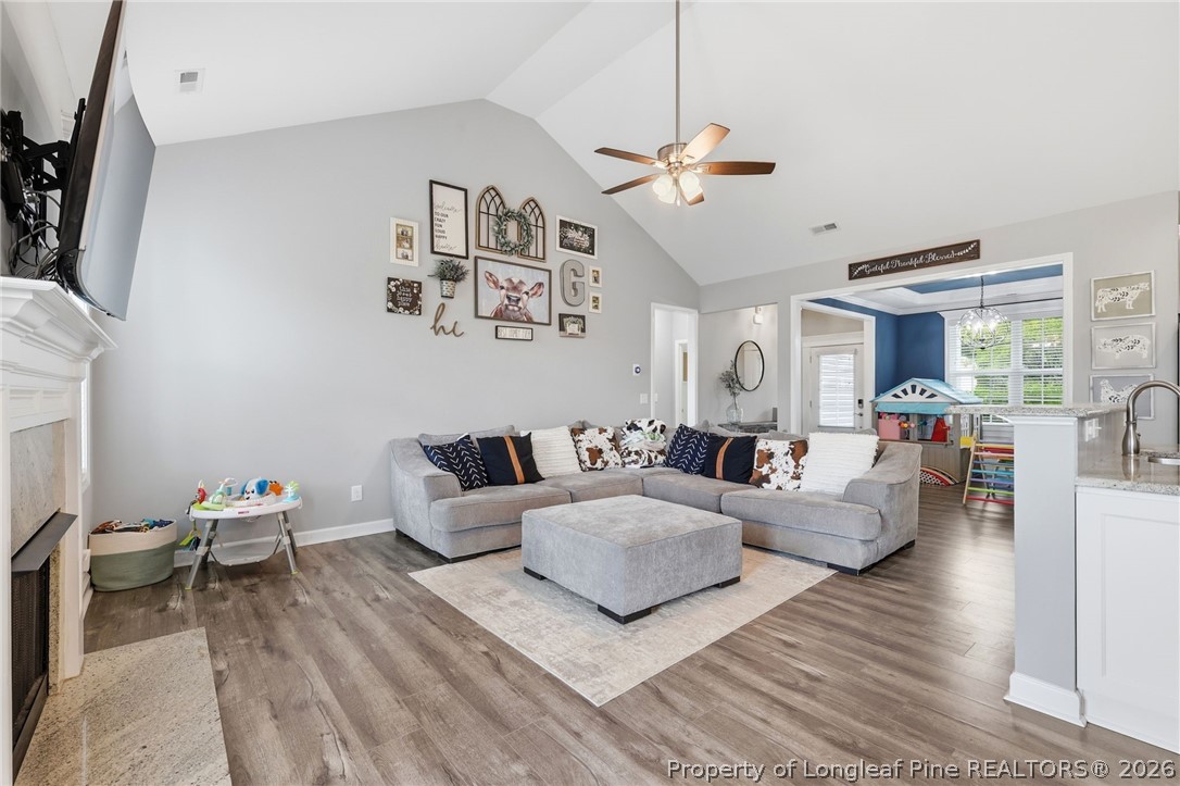 4225 Pleasantburg Drive