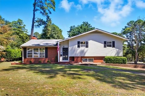 Photo of 2604 Huntington Road, Fayetteville, NC 28303 (MLS # 760958)