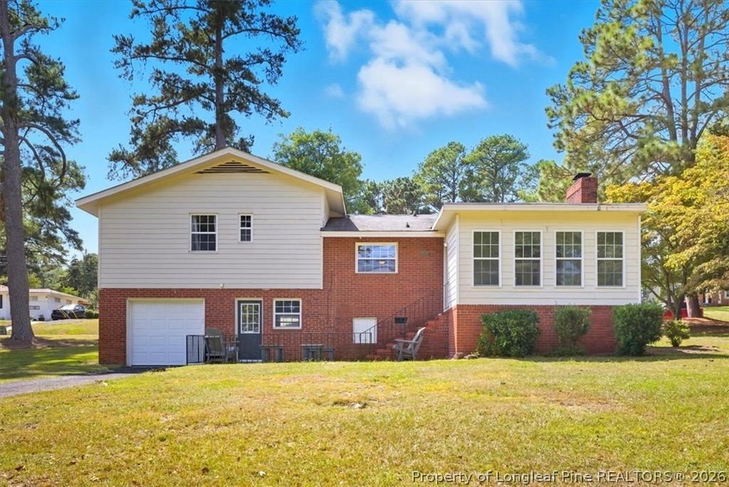 Photo of 2604 Huntington Road, Fayetteville, NC 28303 (MLS # 760958)