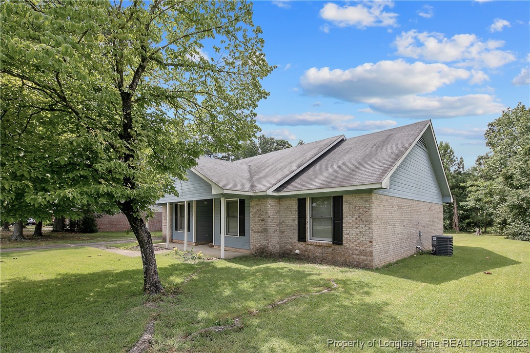 419 Woodberry Circle