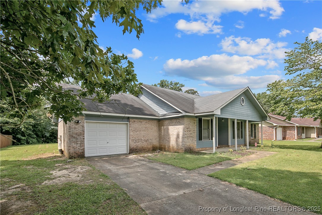 419 Woodberry Circle