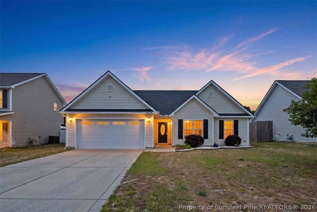 Photo of 3624 Crosswinds Drive, Hope Mills, NC 28348 (MLS # 762177)