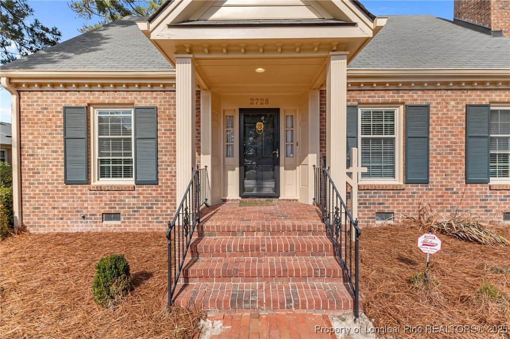 Photo of 2728 Huntington Road, Fayetteville, NC 28303 (MLS # 752647)