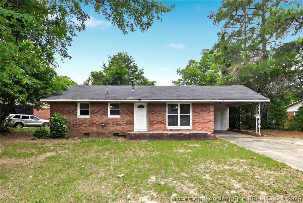 Photo of 1928 Crestview Drive, Fayetteville, NC 28304 (MLS # 763722)