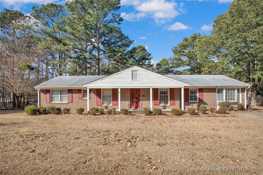 Photo of 222 Rainier Drive, Fayetteville, NC 28314 (MLS # 756342)
