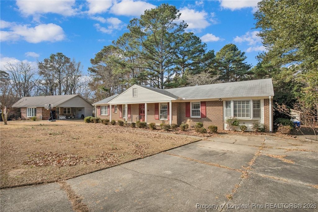 Photo of 222 Rainier Drive, Fayetteville, NC 28314 (MLS # 756342)