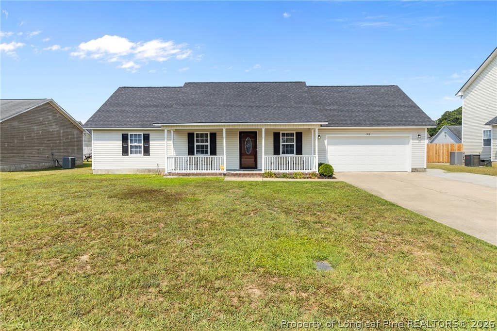 Photo of 1516 Belews Creek Lane Lane, Fayetteville, NC 28312 (MLS # 765652)