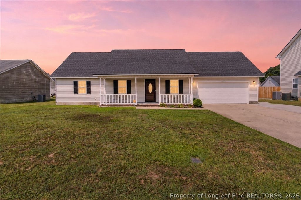 Photo of 1516 Belews Creek Lane Lane, Fayetteville, NC 28312 (MLS # 765652)