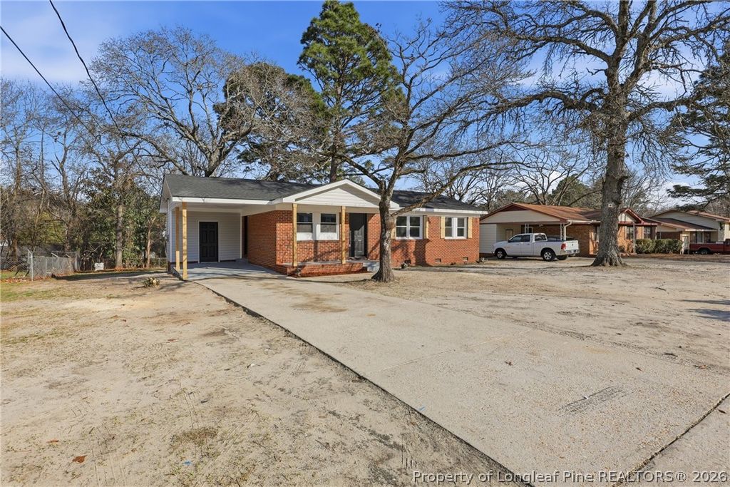 Photo of 6110 Conaway Drive, Fayetteville, NC 28314 (MLS # 758521)