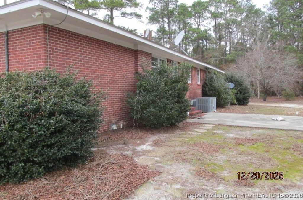 Photo of 2410 N Roberts Avenue, Lumberton, NC 28358 (MLS # 755773)
