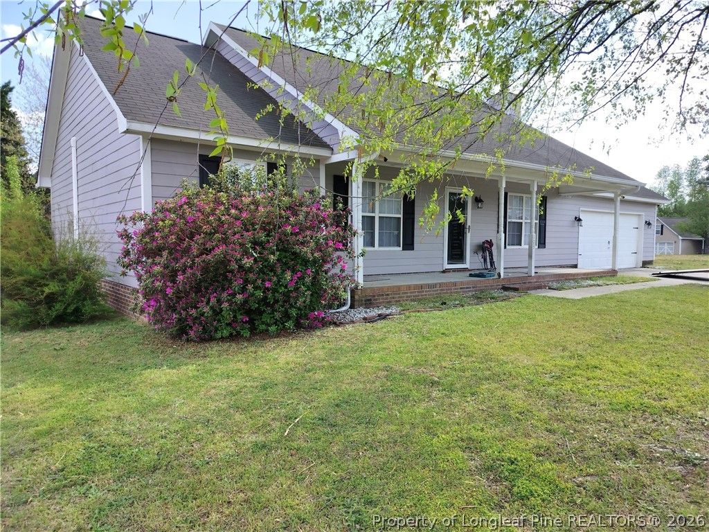 Photo of 103 Kingsberry Court, Raeford, NC 28376 (MLS # 760077)