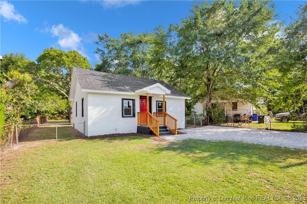 Photo of 625 Eva Circle, Spring Lake, NC 28390 (MLS # 749038)