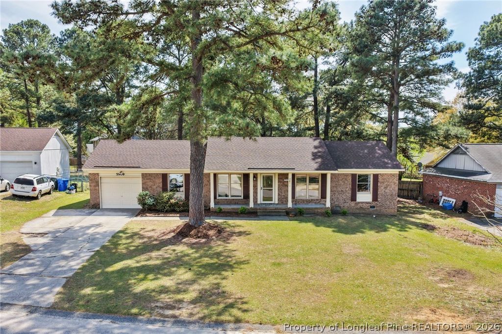 Photo of 5909 Waterdale Court, Fayetteville, NC 28304 (MLS # 759435)