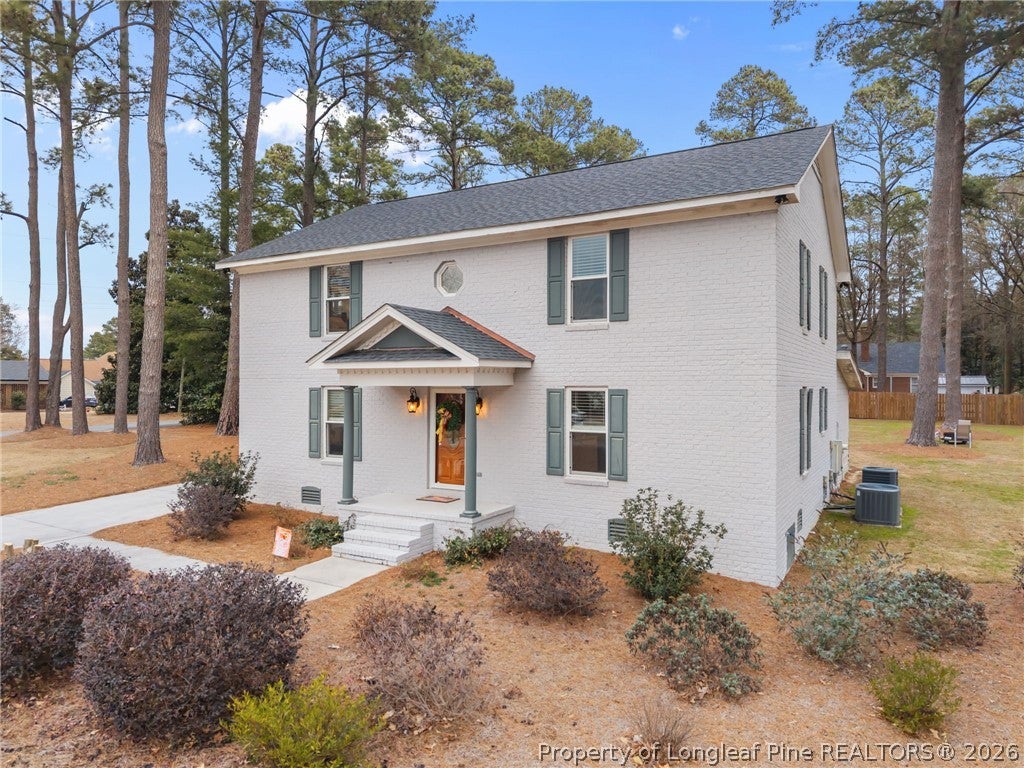 Photo of 410 Coharie Drive, Clinton, NC 28328 (MLS # 771357)