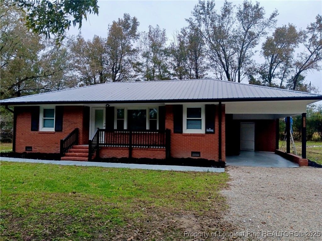 Photo of 1522 Mary C Road, St Pauls, NC 28384 (MLS # 753005)