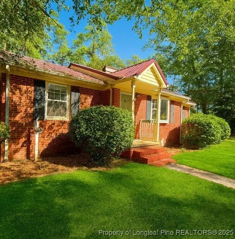 Photo of 210 W Elwood Avenue, Raeford, NC 28376 (MLS # 752263) Photo of 210 W Elwood Avenue, Raeford, NC 28376 (MLS # 752263)