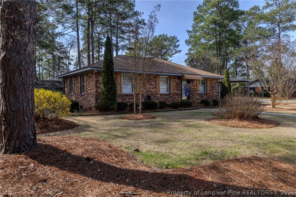Photo of 507 W 20th Street, Lumberton, NC 28358 (MLS # 758431)