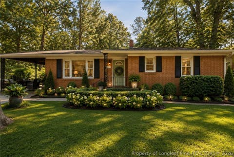 Photo of 4332 Lakeside Drive, Fayetteville, NC 28311 (MLS # 768054)