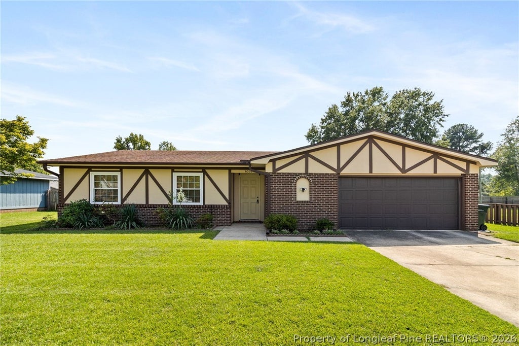 Photo of 6557 Grist Mill Street, Fayetteville, NC 28314 (MLS # 768939)