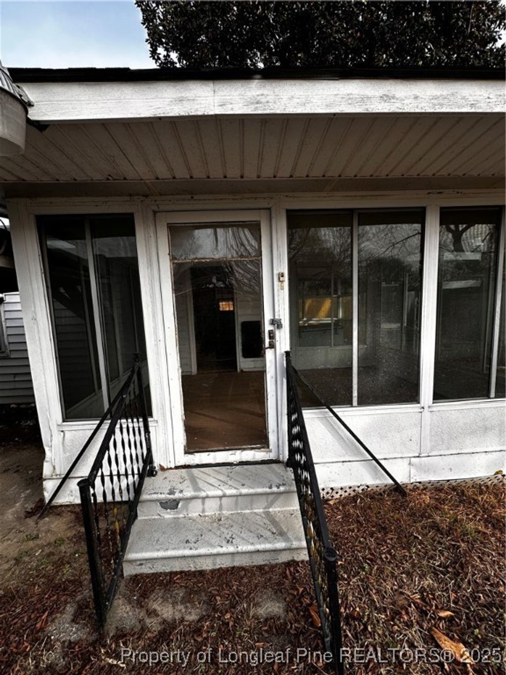 Photo of 220 Winn Street, Mount Olive, NC 28365 (MLS # 754911)