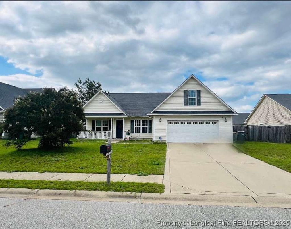 Photo of 2134 Queen Elizabeth Lane, Hope Mills, NC 28348 (MLS # 748832)
