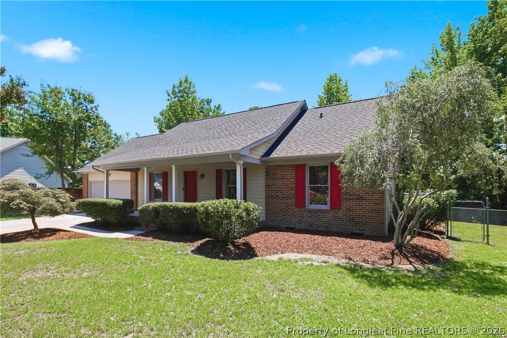 Photo of 1358 Oak Knolls Drive, Fayetteville, NC 28314 (MLS # 766309)