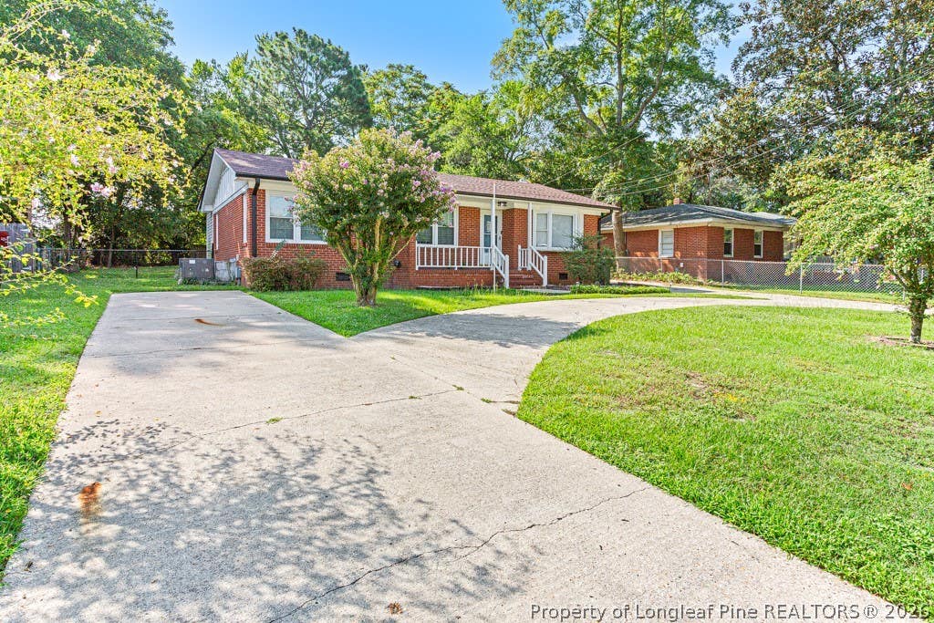Photo of 1115 Martindale Drive, Fayetteville, NC 28304 (MLS # 768126)