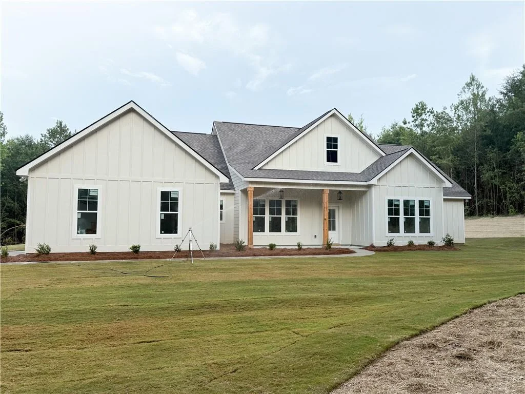 9037 Lee Rd 175, Salem, AL 36874