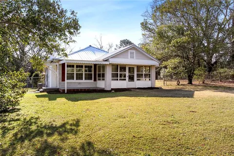 123 Woodland Drive, Phenix City, AL MLS: E100289