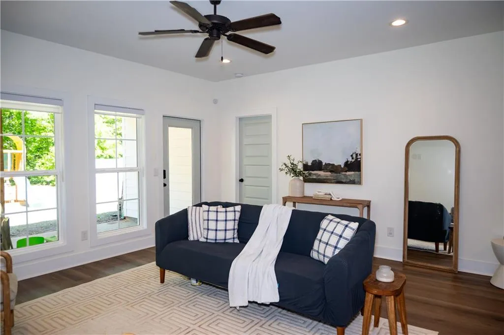 Additional image 5 of 688 Village Drive, Opelika, AL 36801