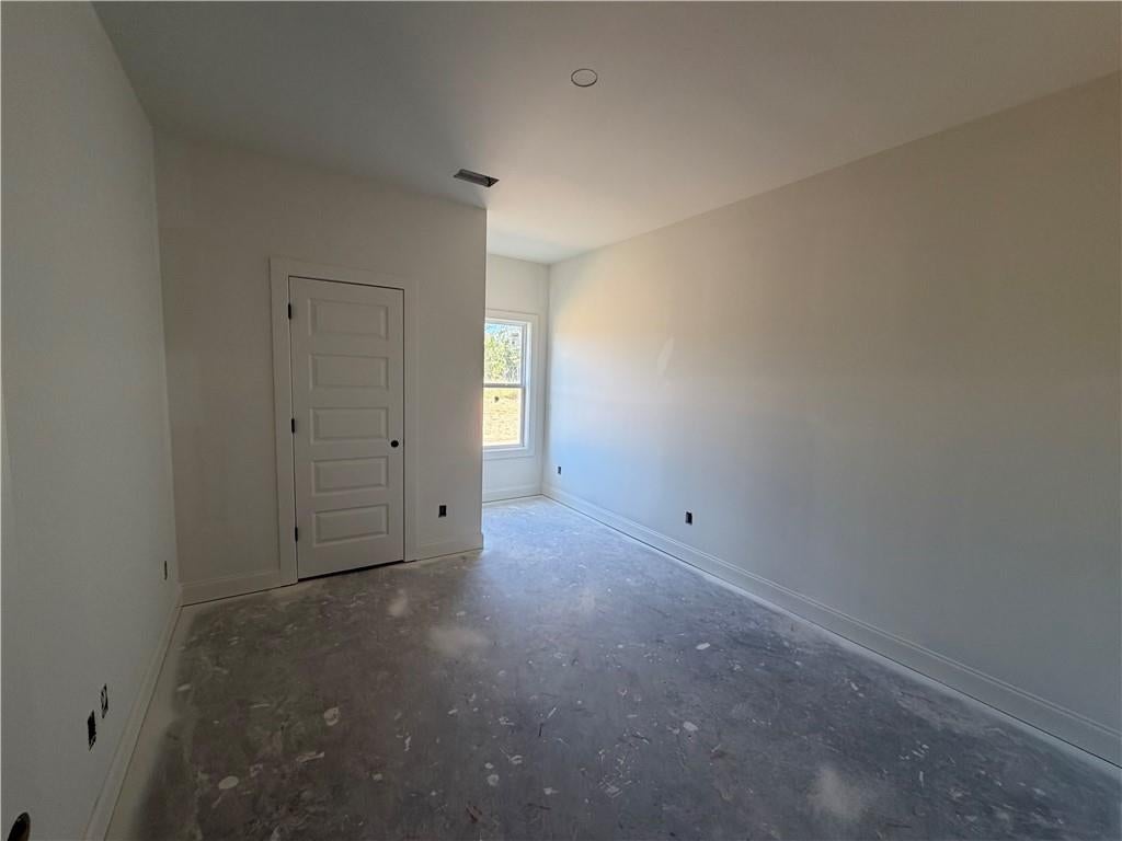 2911 Lee Road 40