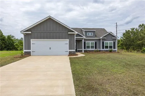 12 Pimlico Drive, Fort Mitchell, AL 36856 - MLS#: E100922
