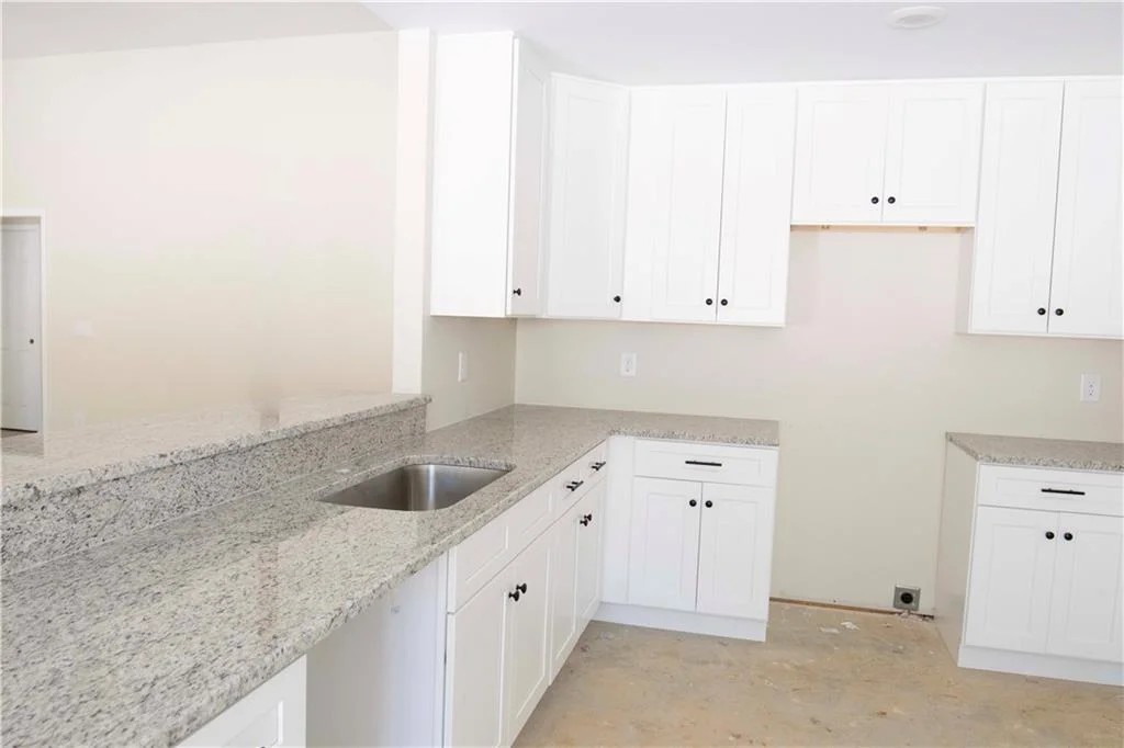 33 Ihagee Creek Circle, Fort Mitchell, AL 36856