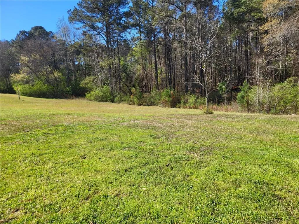 8321 County Road 289, Lanett, AL 36863