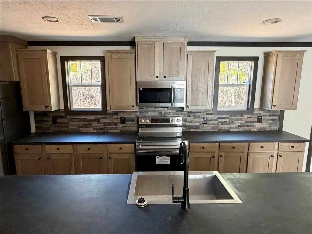 Additional image 10 of 344 Ridge Road, Seale, AL 36875