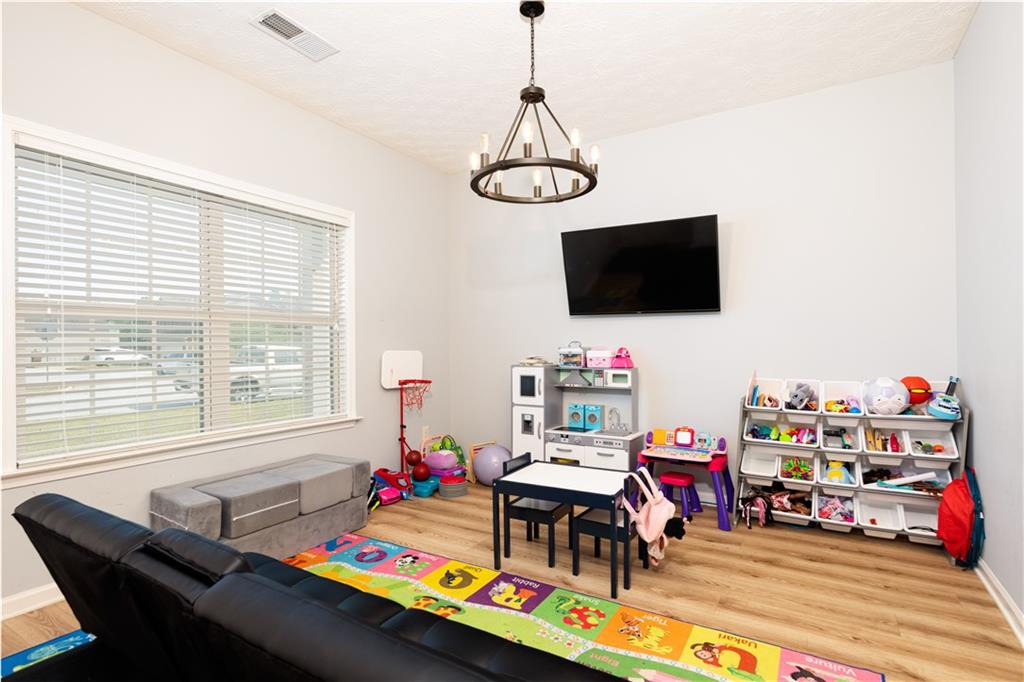 22 Forest Ridge Lane