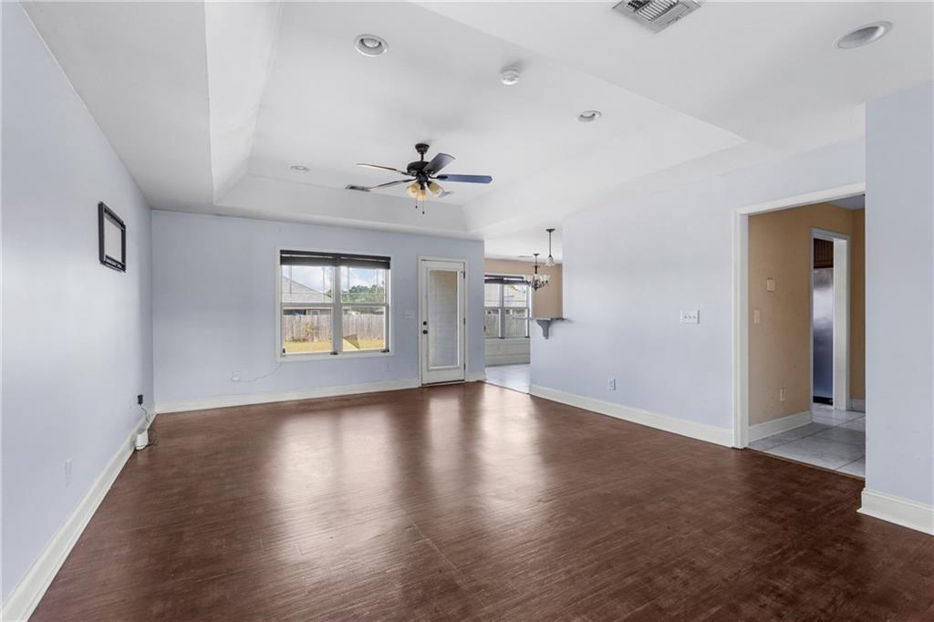 5 Snowshoe Court
