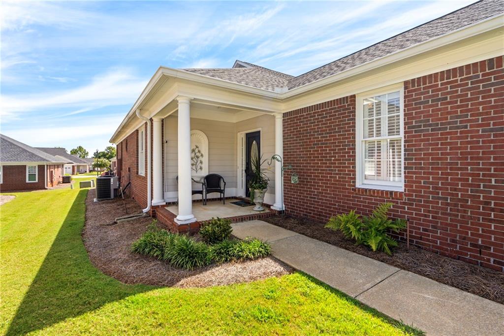 5012 Autumn Leaf Lane A