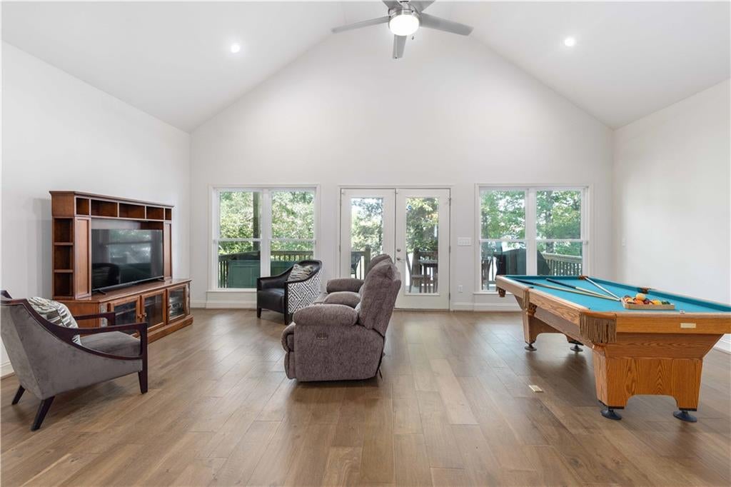 212 Lee Road 961