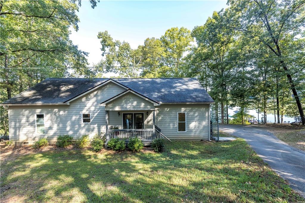 212 Lee Road 961