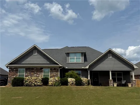 46 Silver Leaf Loop, Phenix City, AL MLS: E100898